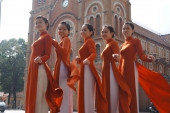 History of the ao dai costumes in Vietnam